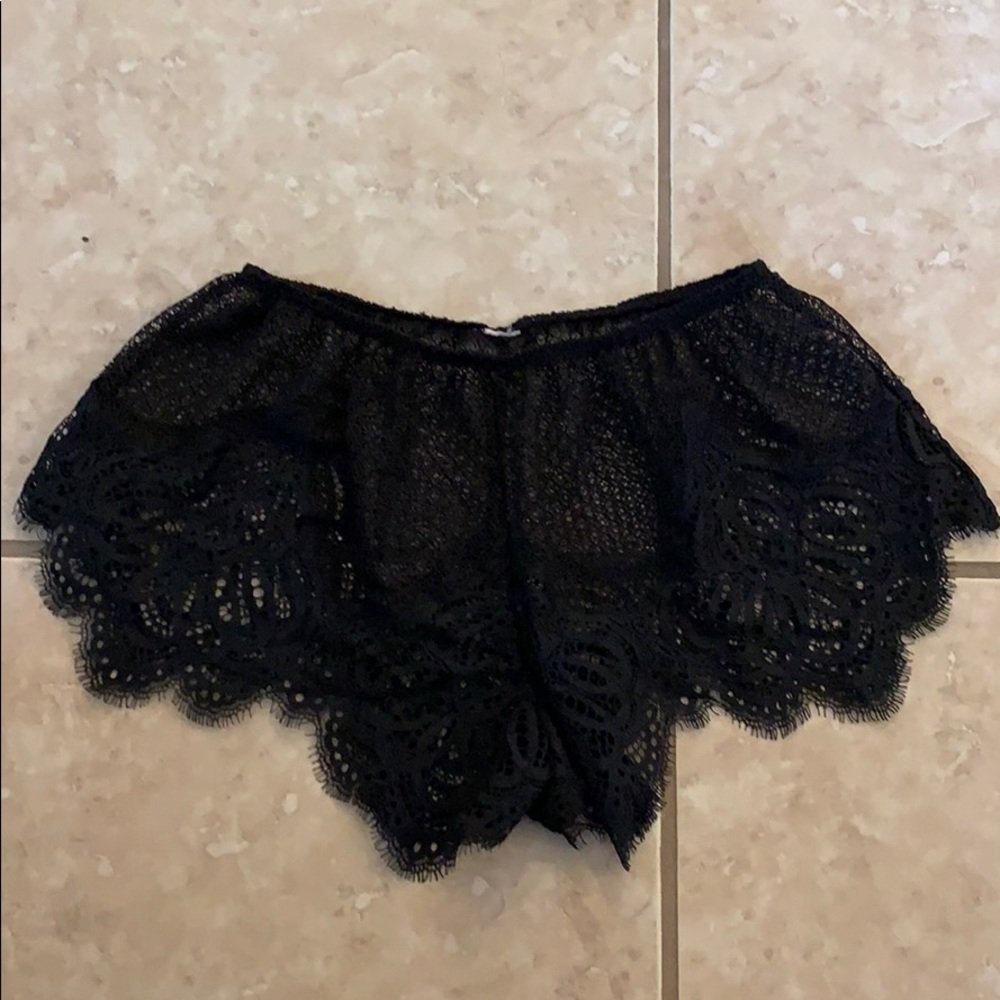 VS completely lace shorts